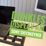 Ein typisches Notebook-Fehlerbild. Dunkles Display Sony SVF13N2Y9EB