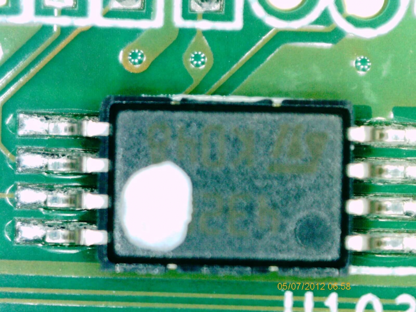Dieser Chip hält einige Konfigurationen des Displays des Dell XPS 15. 