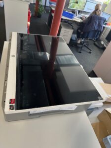 HP ZBook Firefly All‑in‑One – Displaybruch