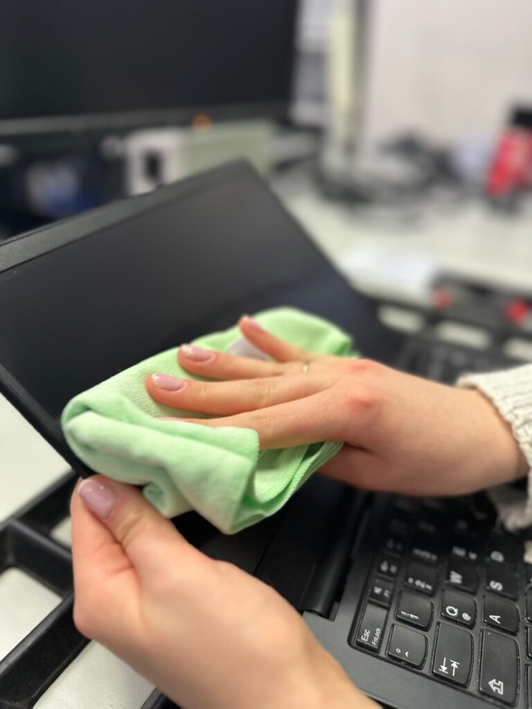 Laptop Reinigung_4