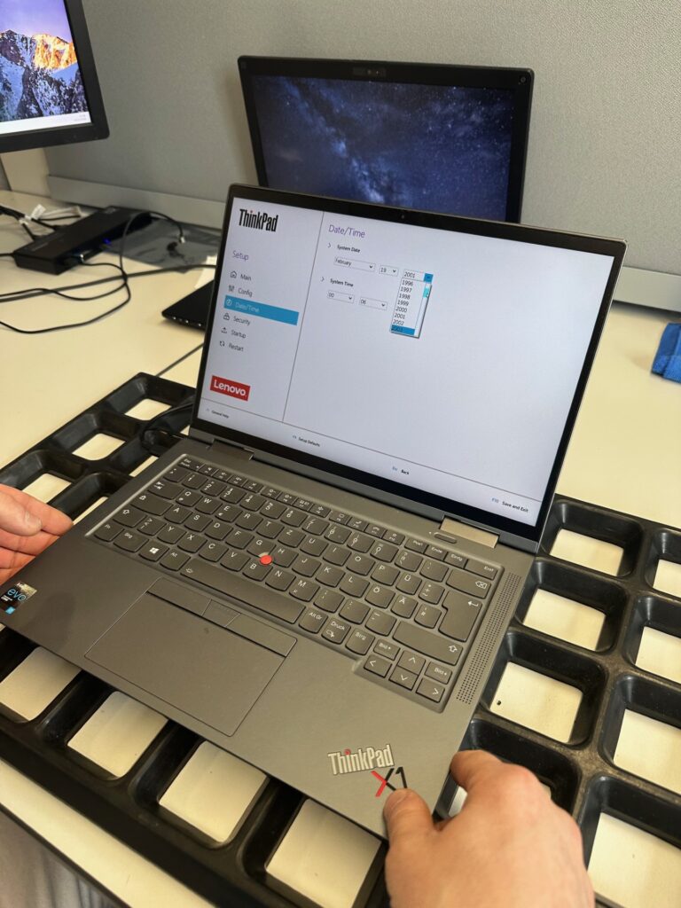Nach dem Mainboard-Tausch müssen selbstverständlich Tauschdatum und Uhrzeit neu gesetzt werden