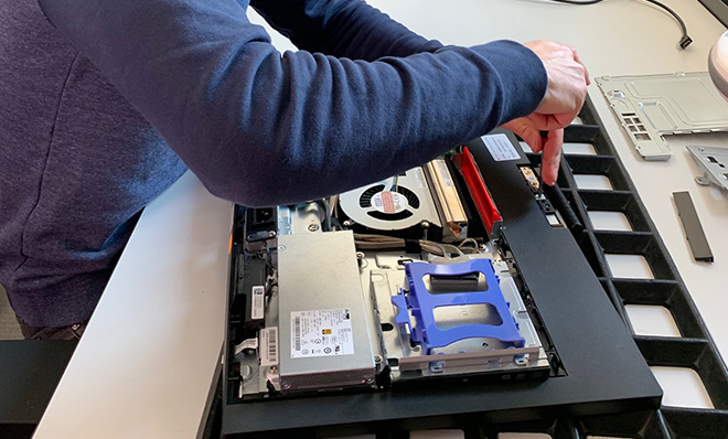 Displaytausch an LENOVO All-In-One PC THINKCENTRE M920Z AIO