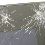 Riss im Display, Touch- und Displayfunktion defekt